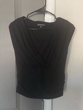 Abercrombie & Fitch Black Top